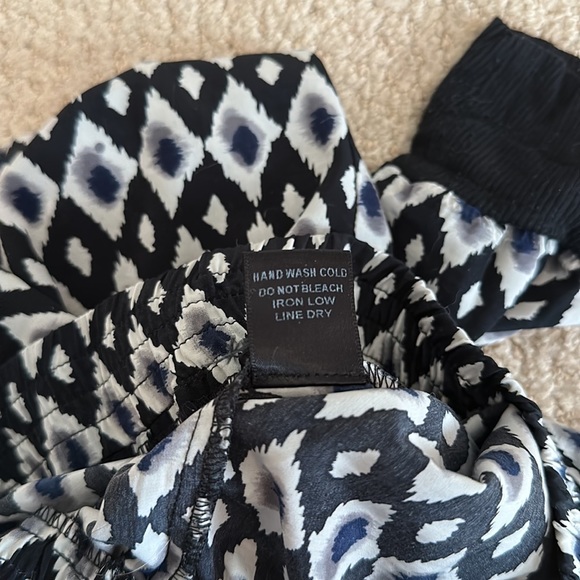 Greylin Printed Pants - Picture 9 of 9